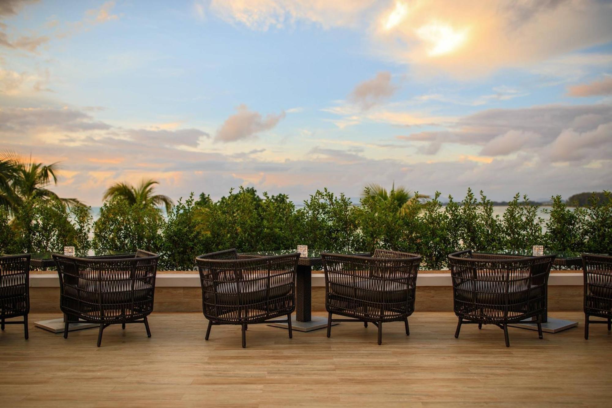 Phuket Marriott Resort And Spa, Nai Yang Beach Exterior photo