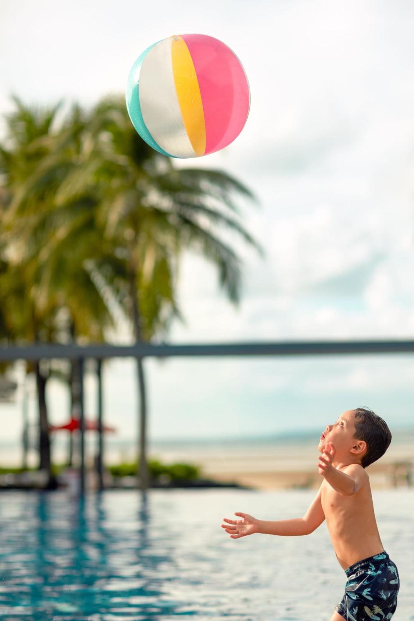 Phuket Marriott Resort And Spa, Nai Yang Beach Exterior photo